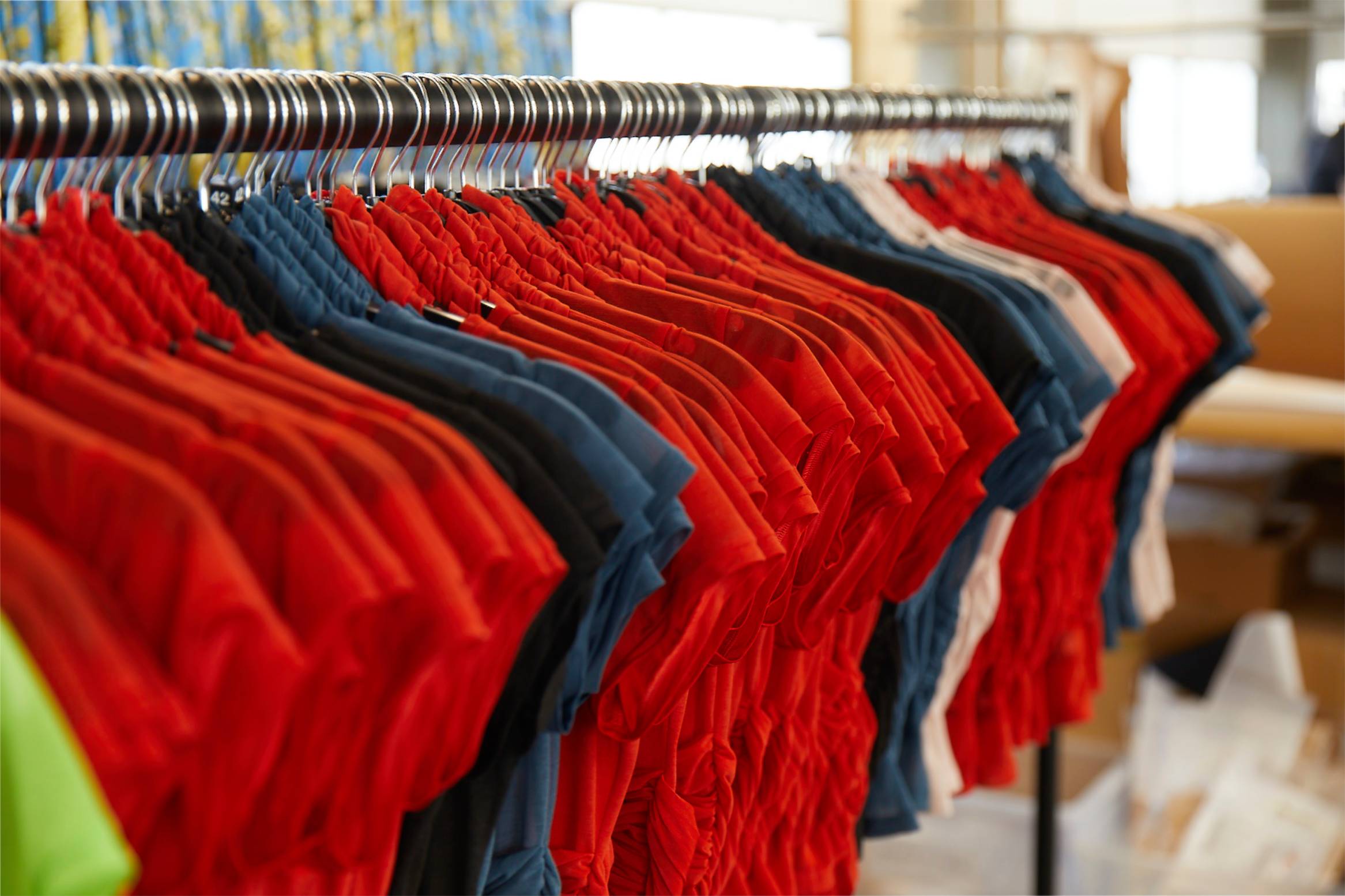 What is the difference between 'Luxury vs Premium'? MAES London